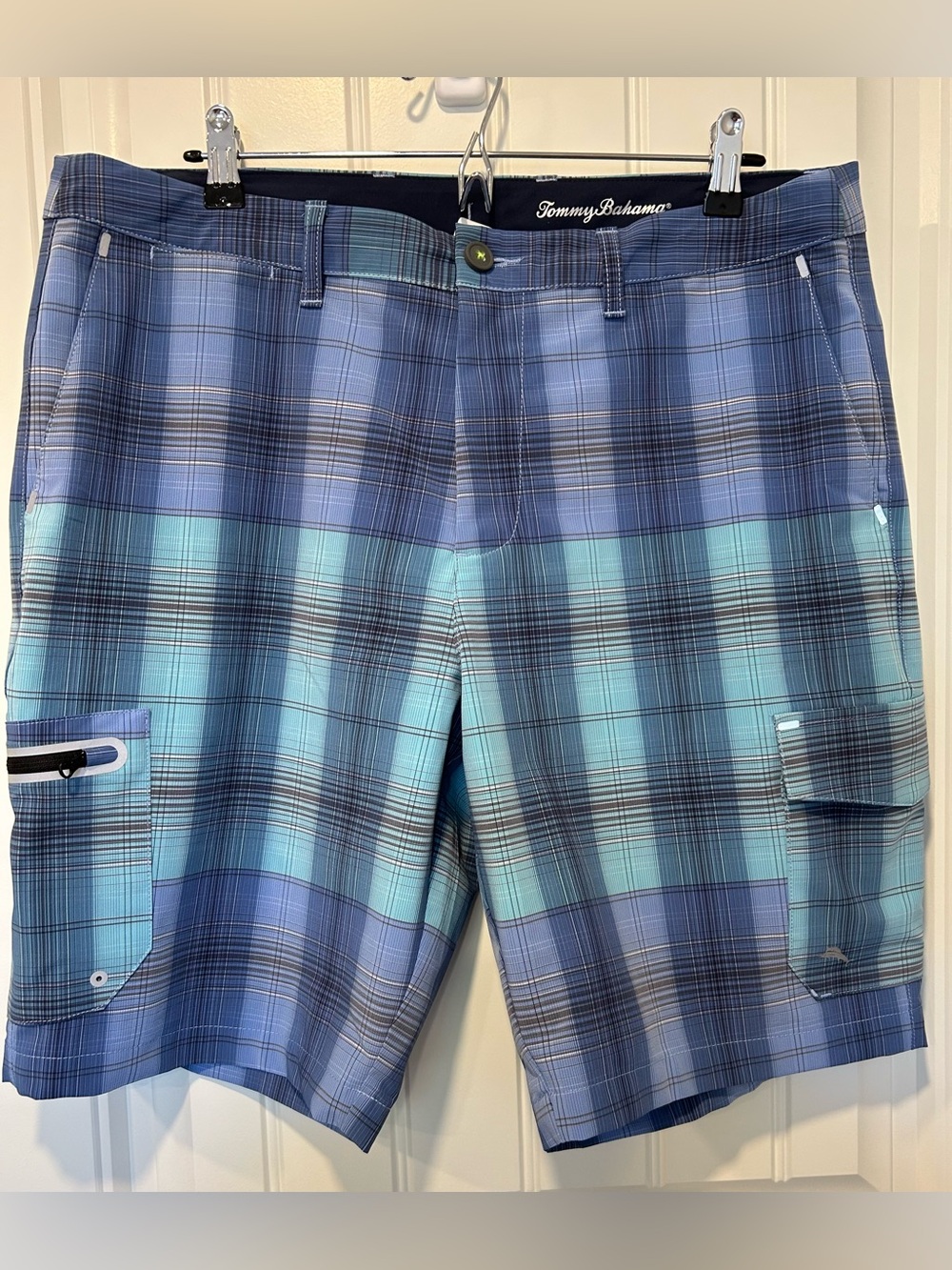 Tommy Bahama Turquoise and Blue Plaid bathing suit / shorts active wear waist 36